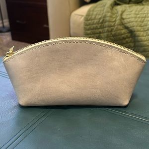 Portland Leather Goods beluga light grey eclipse